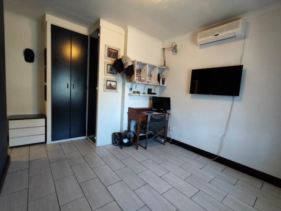 4 Bedroom Property for Sale in Oos Einde North West